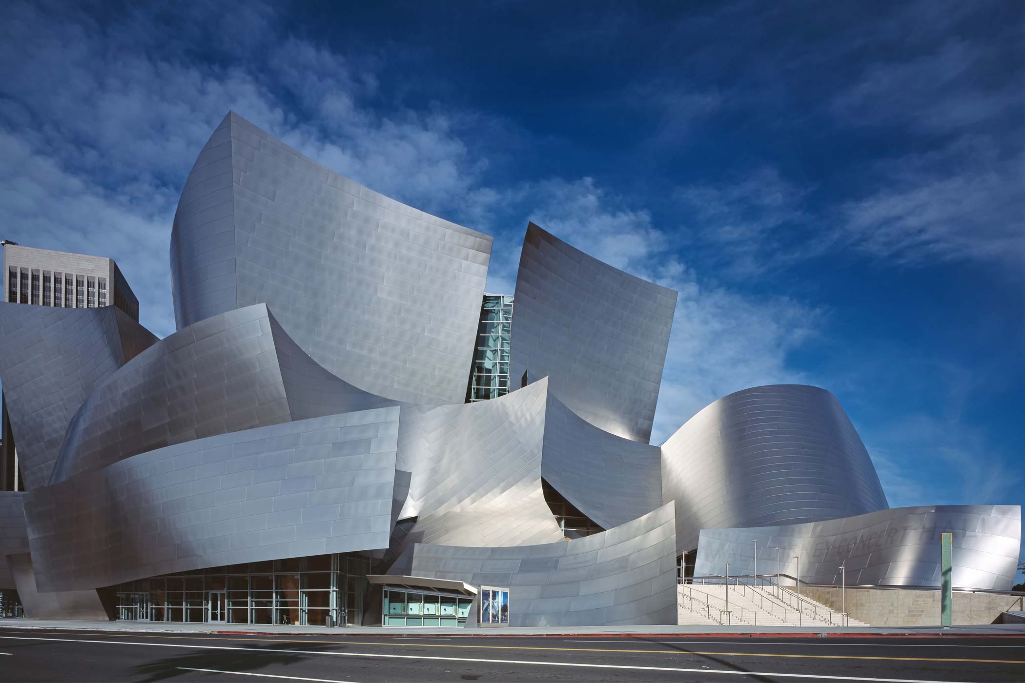 Walt Disney Concert Hall exterior shot during the day